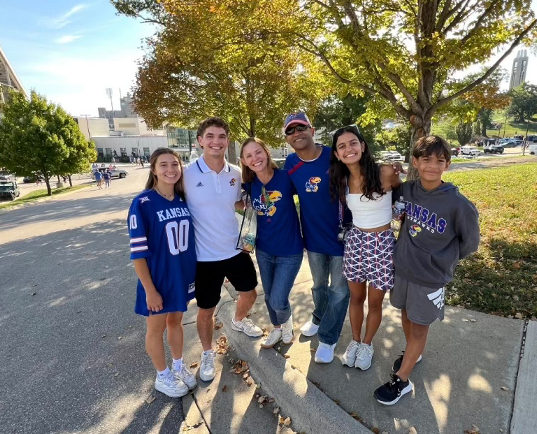 VERIFY: KU students together on campus